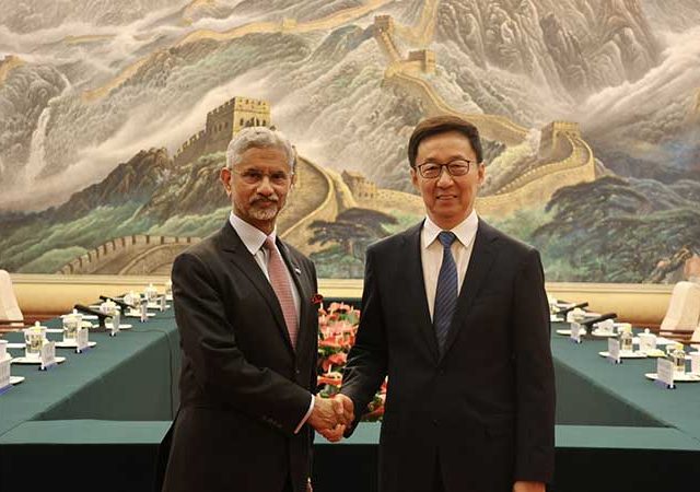 चीन दौऱ्यावर परराष्ट्रमंत्री एस. जयशंकर