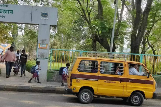 School Van: विद्यार्थी स्कुल व्हॅनला राज्य शासनाकडून ग्रीन सिग्नल, पालकांना दिलासा