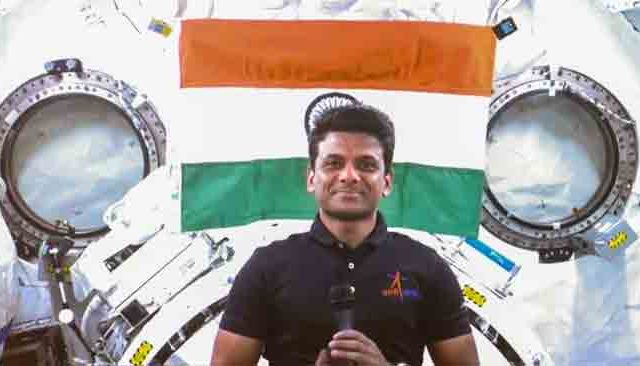 कॅप्टन शुभांशू स्वागतम्, आम्हाला आपला अभिमान - मुख्यमंत्री