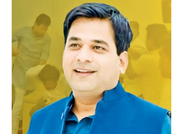 सूरज चव्हाण यांचा घेतला तत्काळ राजीनामा