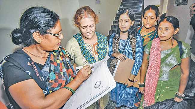 निवडणुकांच्या पार्श्वभूमीवर बिहारमध्ये ३६.८६ लाख मतदार गायब