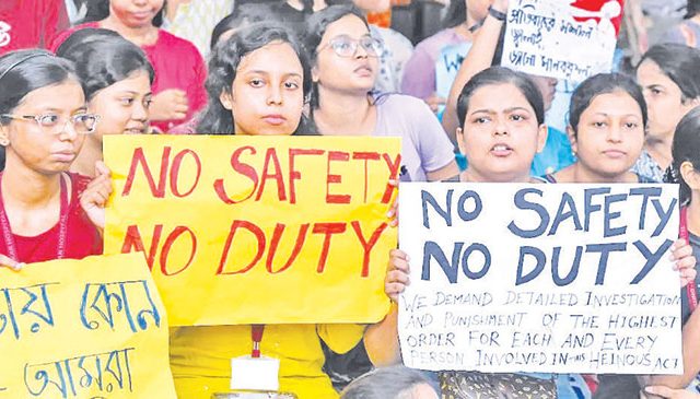 बंगालमध्ये महिलांचे दमन