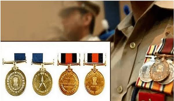 स्वातंत्र्य दिनानिमित्त १०९० जणांना शौर्य/सेवा पदके जाहीर, महाराष्ट्राचे मानकरी येथे पहा…