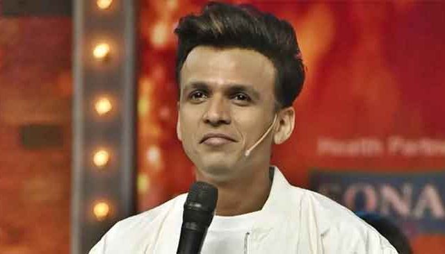 गायकाने तब्बल २० वर्षांनी केले हे खास काम, म्हणाला 'आयुष्यातील मोठी संधी...