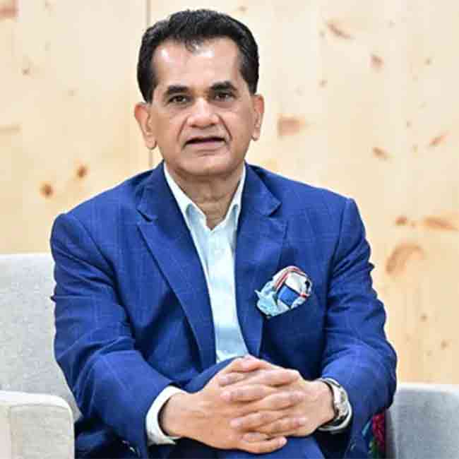 काही क्षणांपूर्वी अमिताभ कांत यांचे मोठे विधान ‘ट्रम्प यांच्या टॅरिफला..’