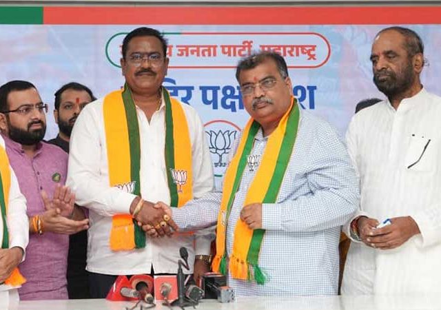 काँग्रेस खासदाराच्या घरात फूट, दिराचा भाजपमध्ये प्रवेश