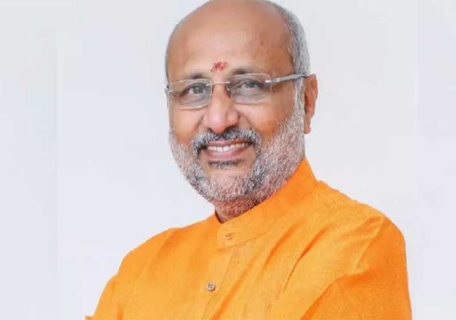 उपराष्ट्रपतीपदासाठी एनडीएचे उमेदवार सीपी राधाकृष्णन यांनी भरला अर्ज