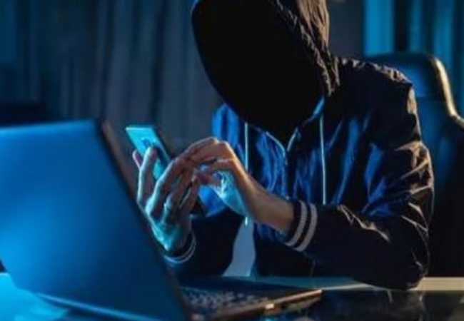 Cyber Fraud: ६० कोटींची सायबर फसवणूक! ९४३ बँक खात्यांचा वापर, १२ आरोपींना ठोकल्या बेड्या