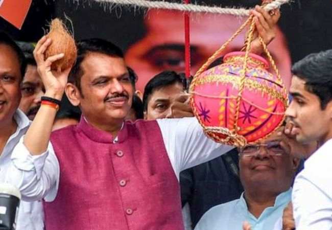 घाटकोपर येथील दहीहंडीद्वारे ‘ऑपरेशन सिंदूर’मध्ये सहभागी सैनिकांच्या शौर्याला सलाम- देवेंद्र फडणवीस