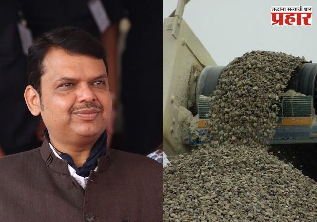 वाईत रक्षाबंधनाला महिलांची भावनिक साद, मुख्यमंत्र्यांना रक्ताने लिहिलं पत्र, लाडक्या बहिणींनी केली न्यायाची मागणी