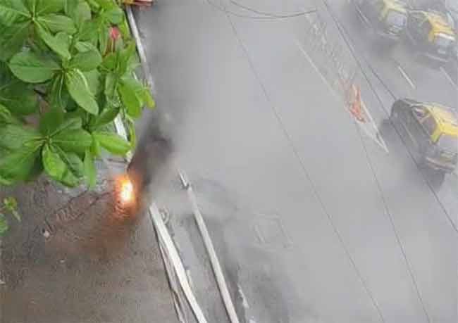 किंग्स सर्कलजवळ ‘बेस्ट’च्या मीटर बॉक्सला आग!