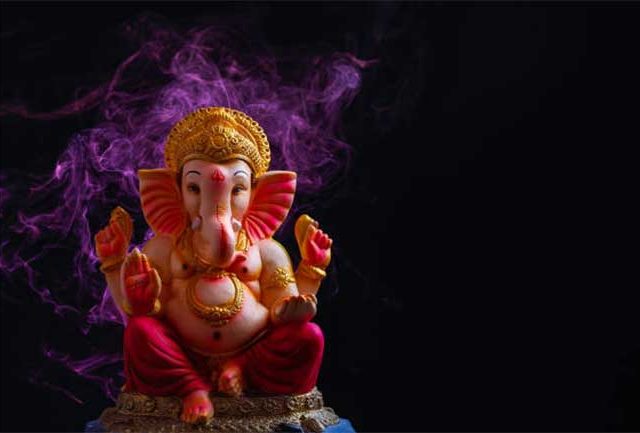 गणेशोत्सव श्रद्धा ते सजगता