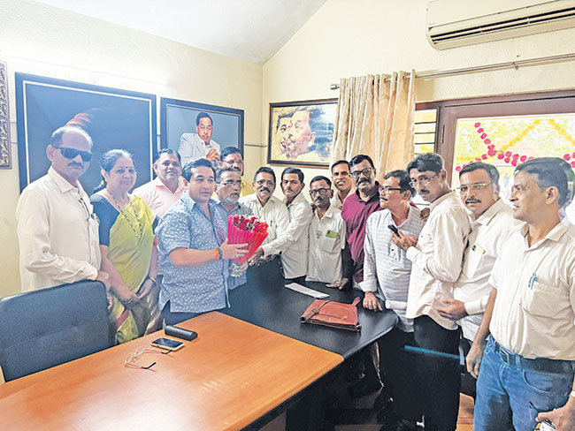मंत्री नितेश राणे उद्या घेणार अश्विनी वैष्णव यांची भेट