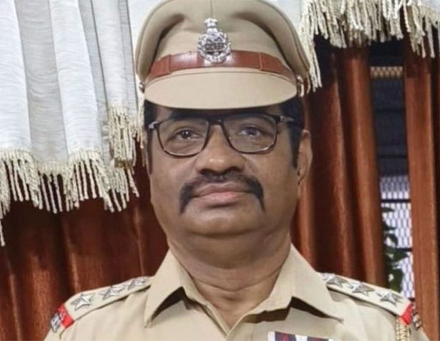 पोलीस अधिकारी संभाजी देशमुख यांना दुसऱ्यांदा राष्ट्रपती पोलीस पदक