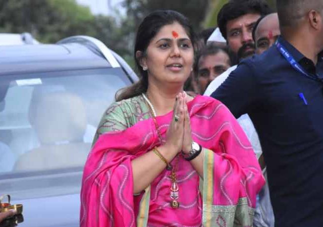 Pankaja Munde: वैद्यनाथ बँक निवडणुकीत मंत्री पंकजा मुंडे यांच्या पॅनलचे सर्व उमेदवार विजयी, शरद पवार यांच्या राष्ट्रवादी काँग्रेसचा दारूण पराभव