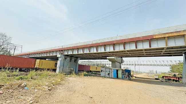 वसई-विरार भागातील चार उड्डाणपुलाच्या आराखड्याला रेल्वेची मंजुरी