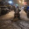 मान्सूनची मस्ती: देवांची मुंबईत गडगडाटासह दिवाळी! मुंबई, ठाण्यात दिवाळीत मिम्सचा पाऊस