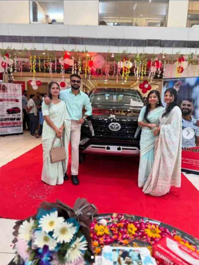 भारतीय क्रिकेटर आकाशदीपवर RTOची कारवाई, बिना नंबर प्लेटची फॉर्च्युनर कार चालवणे पडले महागात