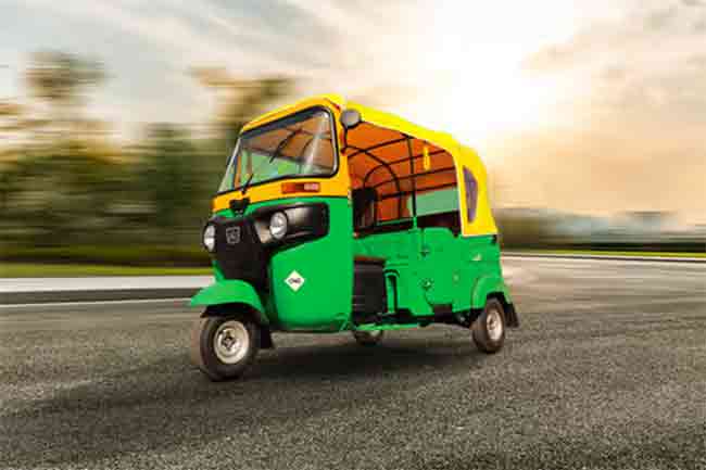 Bajaj Auto Q1 Results: बजाज ऑटोचा तिमाही निकाल जाहीर निव्वळ नफ्यात १४% वाढ
