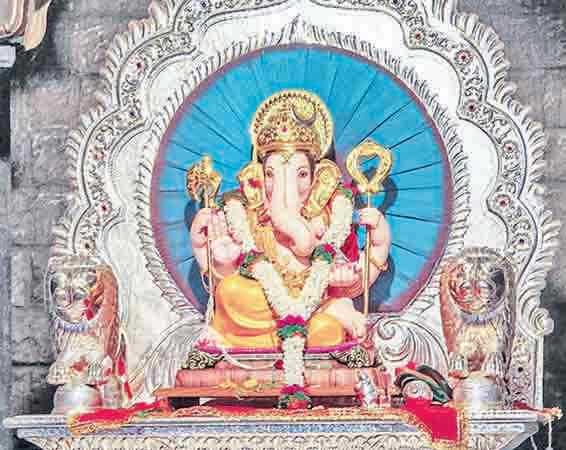 Ganeshotsav 2025: गणेश चतुर्थीनिमित्त पंतप्रधान, राष्ट्रपतींसह मान्यवरांनी दिल्या शुभेच्छा