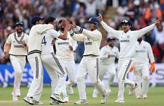 IND vs ENG : भारताच्या गोलंदाजांचा भेदक मारा, इंग्लंडचा पहिला डाव २४७ धावांवर संपुष्टात