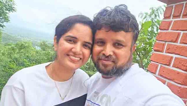 आंतरजातीय प्रेमविवाह केल्याने जोडप्यावर हल्ला : आई आणि भावाने केले मुलीचे अपहरण