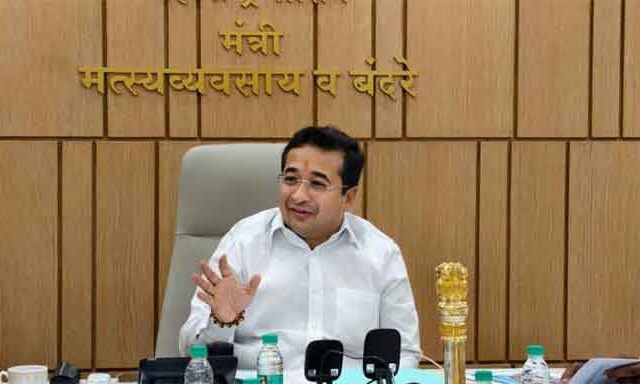 मरोळ येथे उभारण्यात येणारे मच्छी मार्केट सुसज्ज आणि सर्वसोयीयुक्त असावे – मंत्री नितेश राणे