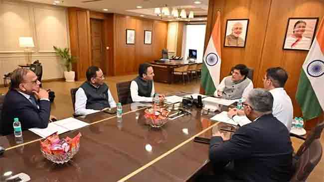 पियुष गोयल यांनी फार्मा उद्योगातील शिष्टमंडळाची भेट घेतली