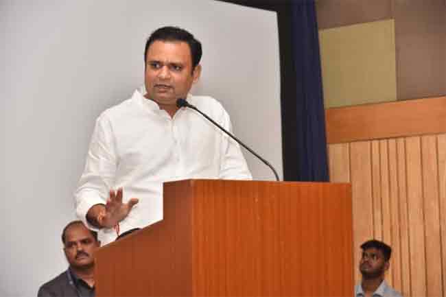 महिलांची जोखीम ओळखण्याची क्षमता समाजसुरक्षेसाठी महत्त्वाची — ॲड. राहुल नार्वेकर