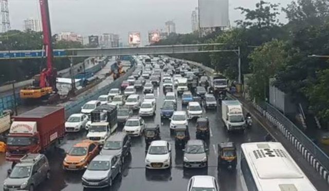 नारळी पौर्णिमेनिमित्ताने वाहतुकीत बदल