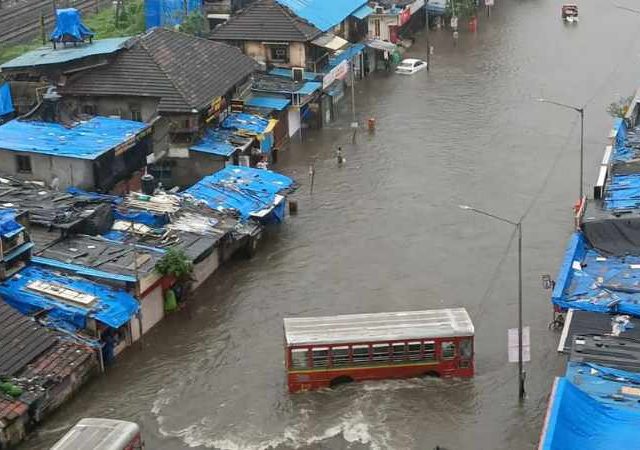 राज्यात पावसामुळे ७ जणांचा मृत्यू; मुंबई, ठाणे-पालघरमध्ये रेड अलर्ट!
