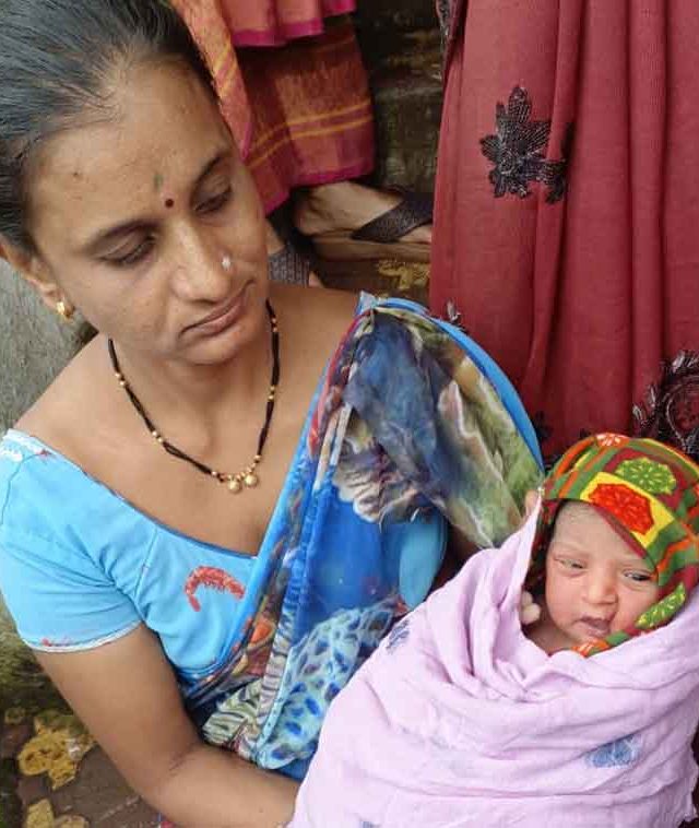 कल्याणमध्ये कचराकुंडीजवळ नवजात अर्भक
