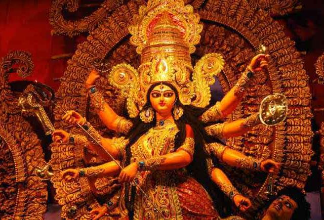 श्रद्धा आणि शक्तीचा उत्सव