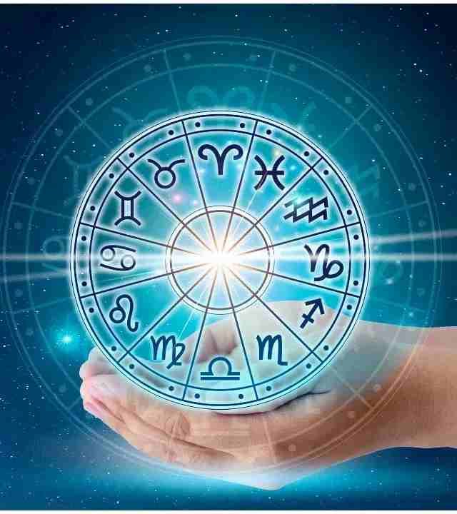Horoscope: दसऱ्याला बनतोय गुरू-बुध शक्तीशाली योग, या राशींना होणार लाभ