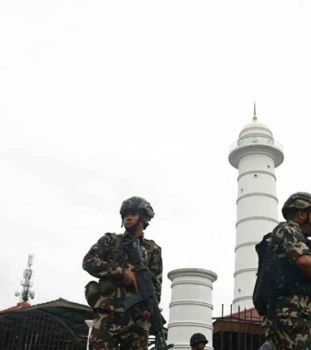 Nepal Violence : नेपाळमधून १५,००० कैदी फरार! भारत-नेपाळ सीमेवर तणावाचं वातावरण