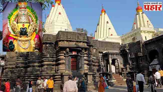 महालक्ष्मी मंदिरात नवरात्री उत्सवासाठी भाविकांची गर्दी