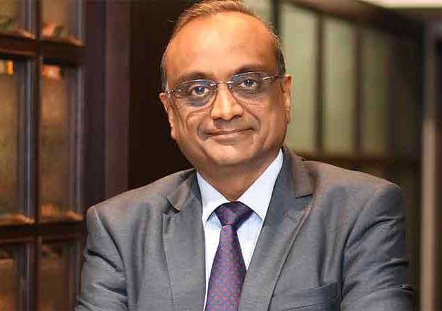 राज्याचे महाधिवक्ता बिरेंद्र सराफ यांचा तडकाफडकी राजीनामा