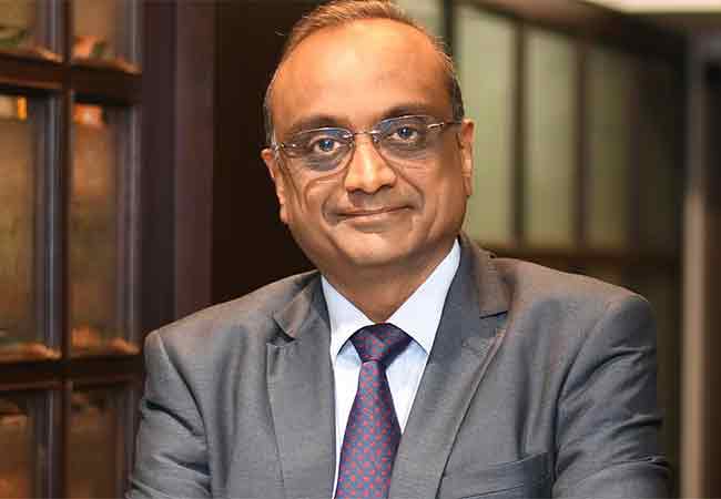 राज्याचे महाधिवक्ता बिरेंद्र सराफ यांचा तडकाफडकी राजीनामा
