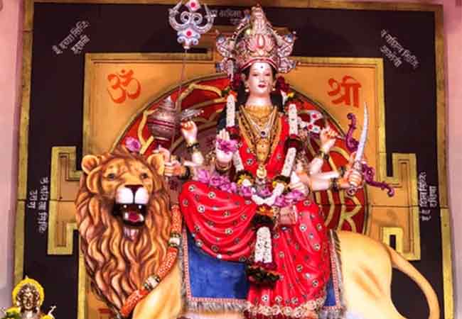 आजपासून आदिमायेचा जागर, बाजारांमध्ये खरेदीसाठी गर्दी