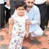 'त्या' लहान मुलीचा हट्ट आणि आमदार निलेश राणे खालीच बसले...