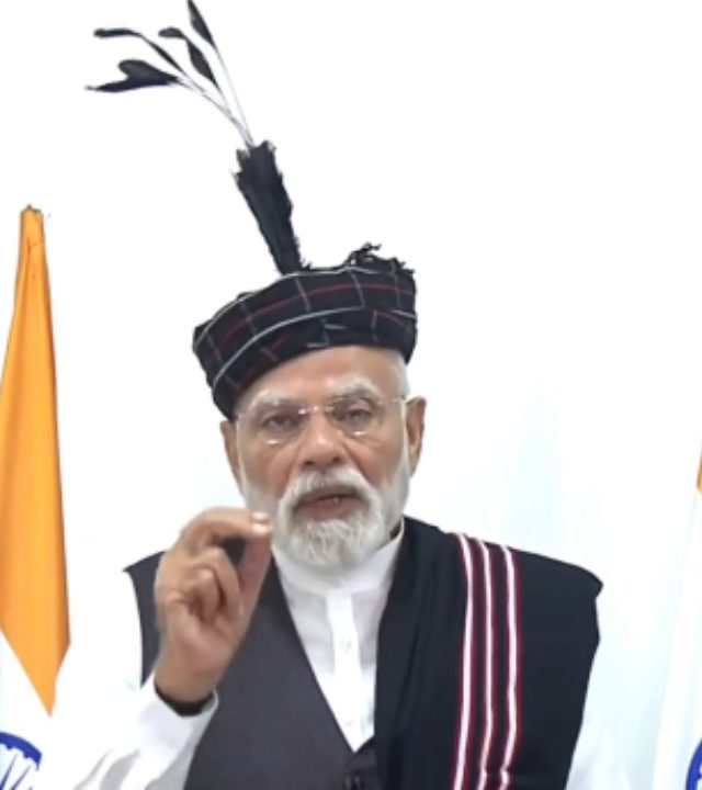 Pm Modi Mizoram Visit : मिझोरमला मोठी भेट! रेल्वेपासून हेलिकॉप्टरपर्यंत…पंतप्रधान मोदींच्या घोषणांनी मिझोरम गजबजला!