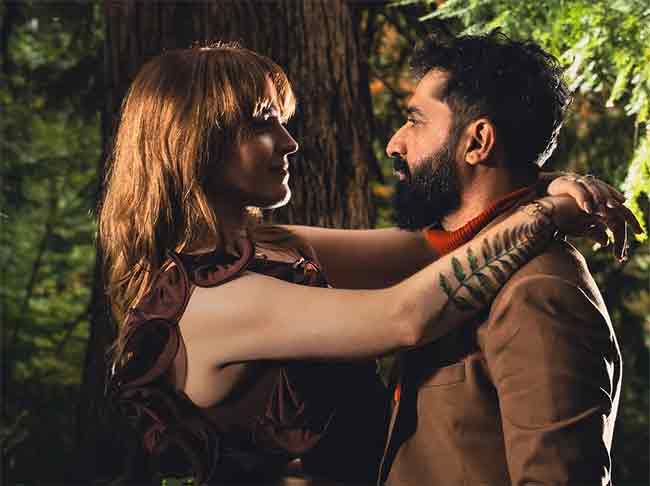 “हो, आम्ही लग्न केलं” – सारंग साठ्ये आणि पॉला विवाहबद्ध !