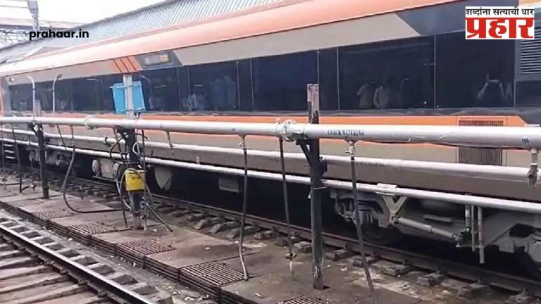 Solapur Flood : पहिला महामार्ग बंद अन् आता 'वंदे भारत'लाही फटका...सीना नदीच्या पुरामुळे सोलापूरमध्ये पूरस्थिती गंभीर