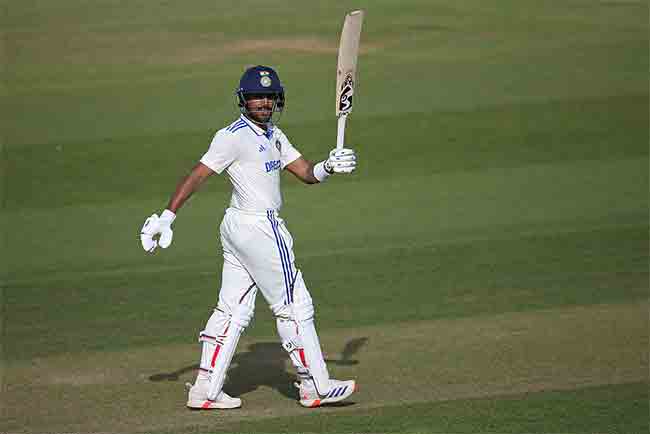 India A vs Australia A : ध्रुव जुरेलची कमाल, ऑस्ट्रेलिया ए विरुद्ध ठोकले शतक