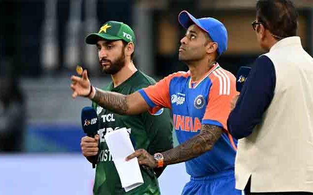 IND vs PAK Final: भारताने जिंकला टॉस, पाकिस्तानला दिले फलंदाजीचे निमंत्रण