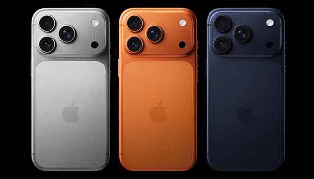 पुणेकरांची iPhone १७ खरेदीसाठी तुफान गर्दी !