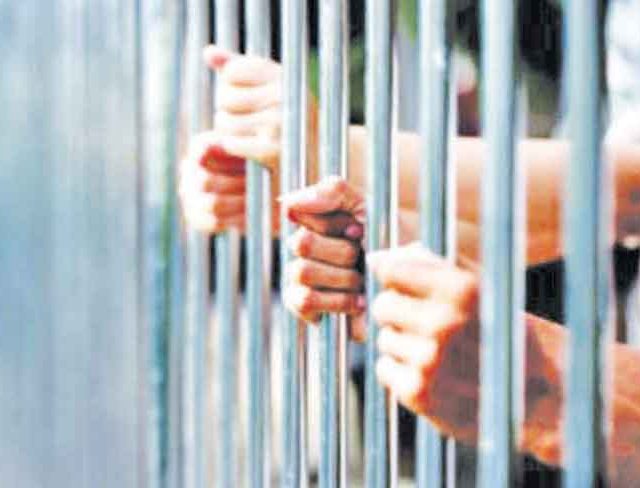 गुन्हेगारांची मानसिकता; मानसशास्त्रीय कारणे आणि उपाययोजना