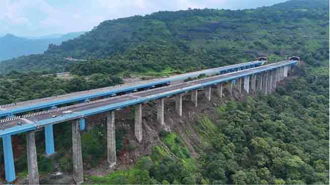 पुणे-मुंबई एक्सप्रेसवरील बहुप्रतीक्षित ‘मिसिंग लिंक’ कधी सुरु होणार? एमएसआरडीसीने सांगितलं…