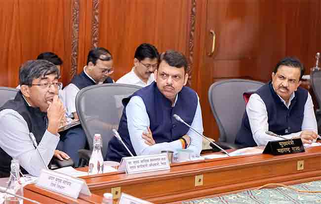 MSME उद्योगांना महाराष्ट्रात मोठा दिलासा उच्चस्तरीय बैठकीत मुख्यमंत्री फडणवीसांचा ‘हा’ मोठा निर्णय