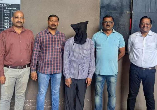 मुंबईत साखळी बॉम्बस्फोट घडवण्याची धमकी, एकाला केले अटक